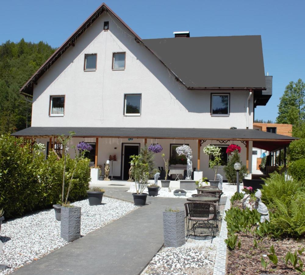 Waldpension Pfeiferhaus 瓦门施泰纳赫 外观 照片